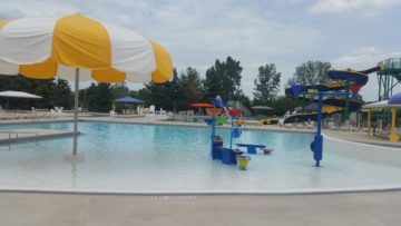 Shallow water park area for younger swimmers.