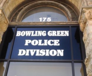 Bowling Green Police Divisioon sign