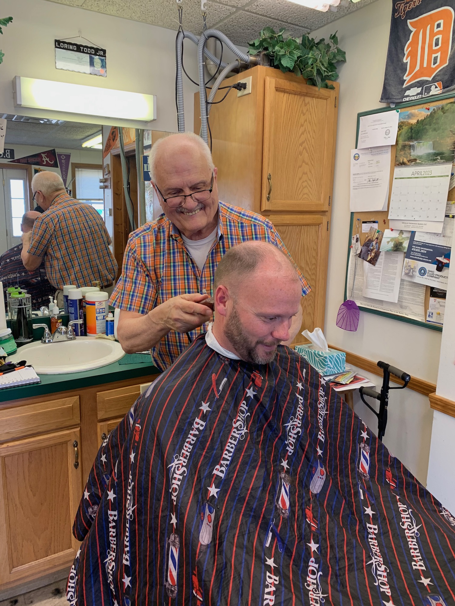 The final cut: Loring Todd to retire after 60 years as BG barber – BG ...