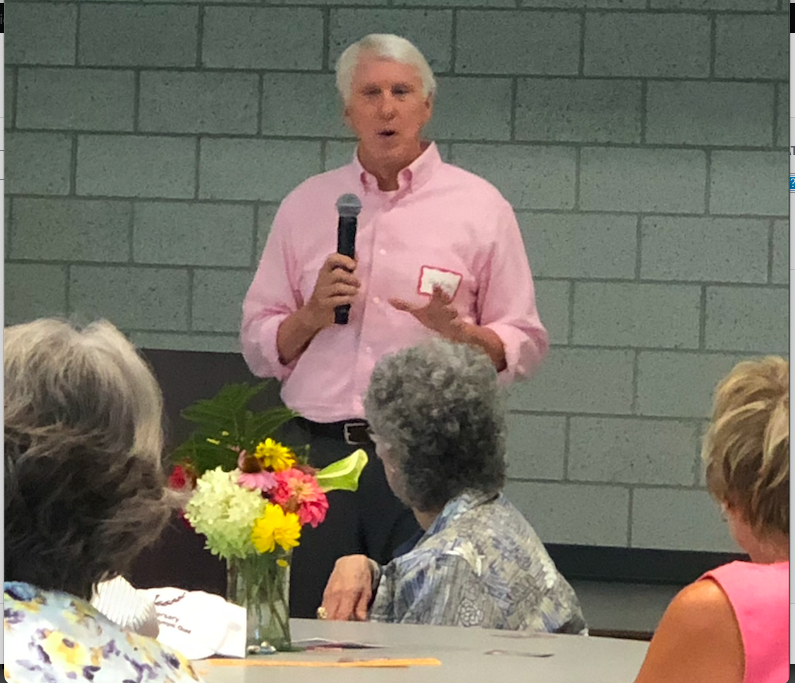 University Women host Olympic Gold Medalist Dave Wottle at fall