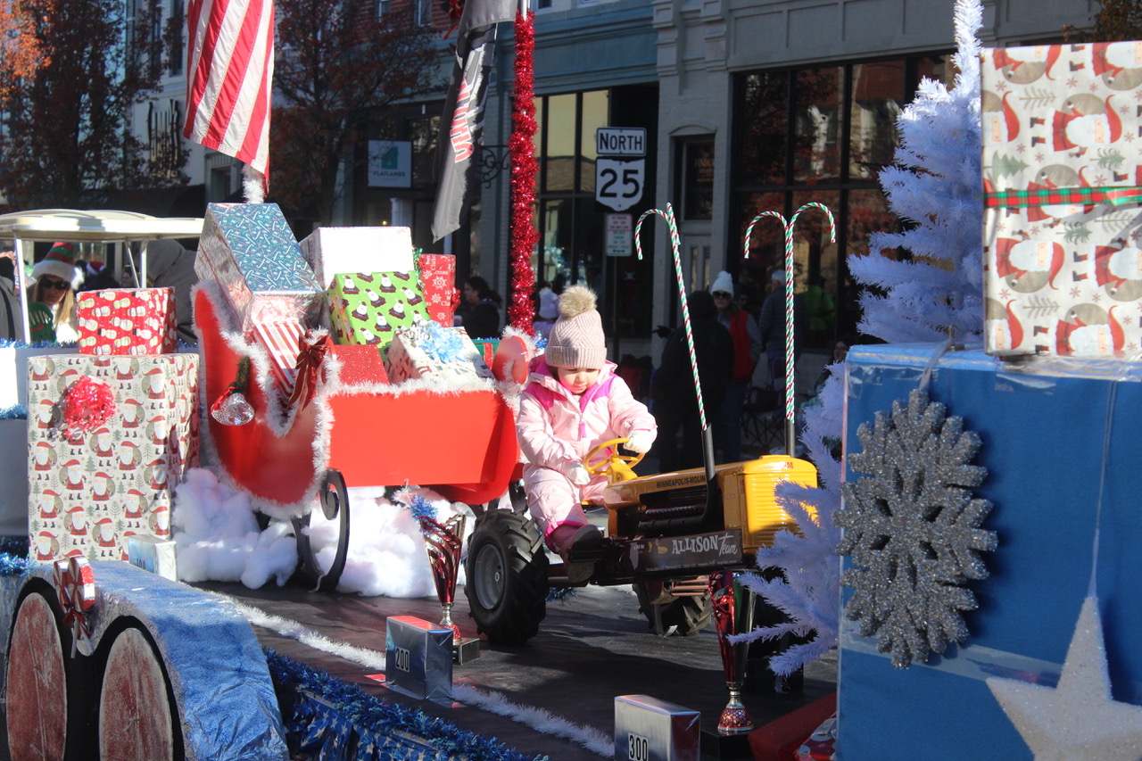 BG Holiday Parade sparkles BG Independent News