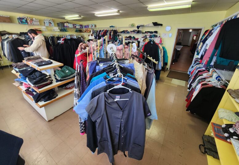 Bargains in BG – Deacons' Shop offers free clothing all year round