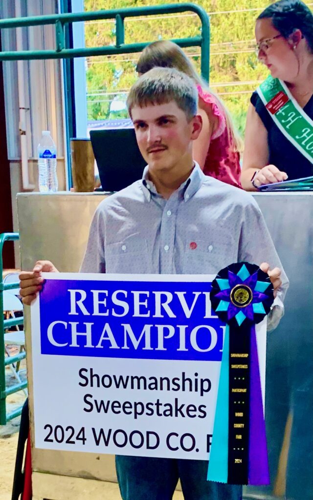 Noah Lang was Reserve Champion of the 2023 and 2024 Showmanship Sweepstakes.