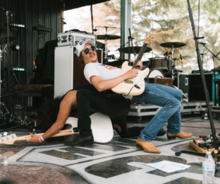 Silverada singer/guitarist Mike Harmeier and bassist Omar Oyoque performing